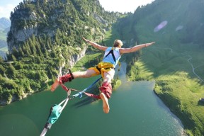 乐鱼娱乐app-亚洲冠军联赛半决赛前瞻：C罗能否带领球队冲入决赛？，亚洲杯c罗